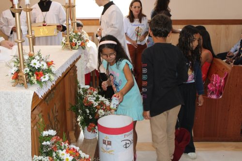 Missa-com-Dom-Joel-na-Capela-Nossa-Senhora-Aparecida Paroquia-Sao-Cristovao Teresopolis Foto-Rogerio-Tosta-43