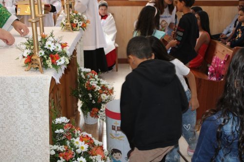 Missa-com-Dom-Joel-na-Capela-Nossa-Senhora-Aparecida Paroquia-Sao-Cristovao Teresopolis Foto-Rogerio-Tosta-45