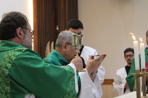 Missa-com-Dom-Joel-na-Capela-Nossa-Senhora-Aparecida Paroquia-Sao-Cristovao Teresopolis Foto-Rogerio-Tosta-49