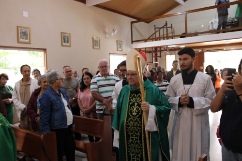 Missa-com-Dom-Joel-na-Capela-Nossa-Senhora-Aparecida Paroquia-Sao-Cristovao Teresopolis Foto-Rogerio-Tosta-8