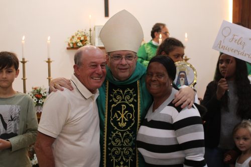 Missa-com-Dom-Joel-na-Capela-Nossa-Senhora-Aparecida Paroquia-Sao-Cristovao Teresopolis Foto-Rogerio-Tosta-92