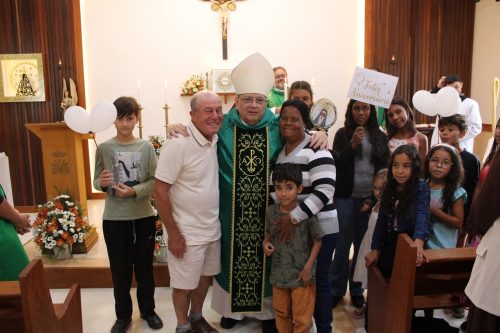 Missa-com-Dom-Joel-na-Capela-Nossa-Senhora-Aparecida Paroquia-Sao-Cristovao Teresopolis Foto-Rogerio-Tosta-93
