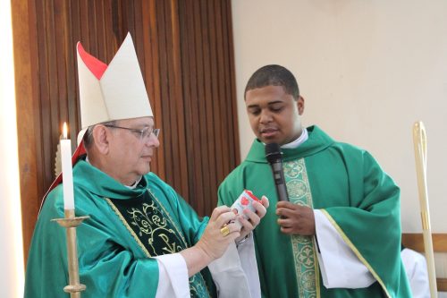 Missa-com-Dom-Joel-na-Capela-Nossa-Senhora-Aparecida Paroquia-Sao-Cristovao Teresopolis Foto-Rogerio-Tosta-97