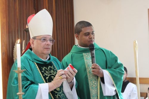 Missa-com-Dom-Joel-na-Capela-Nossa-Senhora-Aparecida Paroquia-Sao-Cristovao Teresopolis Foto-Rogerio-Tosta-98
