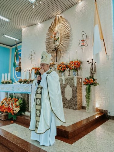Missa-com-Dom-Joel-na-festa-de-Nossa-Senhora-Aparecida-em-Parada-Modelo-20