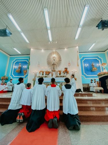 Missa-com-Dom-Joel-na-festa-de-Nossa-Senhora-Aparecida-em-Parada-Modelo-27