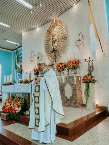 Missa-com-Dom-Joel-na-festa-de-Nossa-Senhora-Aparecida-em-Parada-Modelo-34