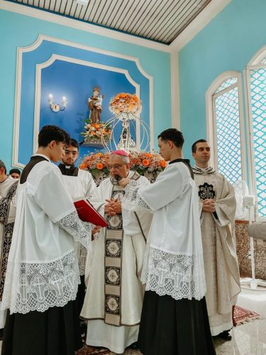 Missa-com-Dom-Joel-na-festa-de-Nossa-Senhora-Aparecida-em-Parada-Modelo-46