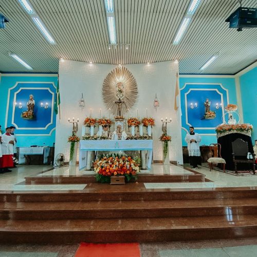 Missa-com-Dom-Joel-na-festa-de-Nossa-Senhora-Aparecida-em-Parada-Modelo-9