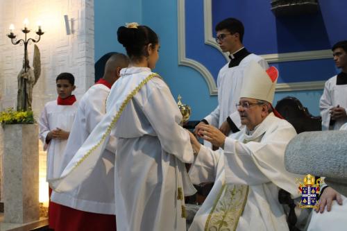 Missa-de-Crisma-com-Dom-Joel-na-Paroquia-Nossa-Senhora-Aparecida-Parada-Modelo Fotos-Rogerio-Tosta-184