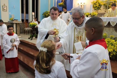 Missa-de-Crisma-com-Dom-Joel-na-Paroquia-Nossa-Senhora-Aparecida-Parada-Modelo Fotos-Rogerio-Tosta-198