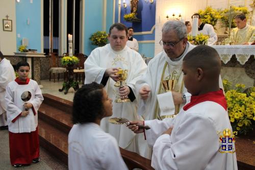 Missa-de-Crisma-com-Dom-Joel-na-Paroquia-Nossa-Senhora-Aparecida-Parada-Modelo Fotos-Rogerio-Tosta-205