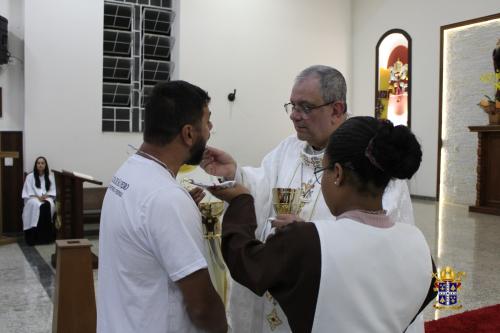 Missa-de-Crisma-com-Dom-Joel-na-Paroquia-Sao-Pedro-em-Teresopolis Foto-Rogerio-Tosta-106