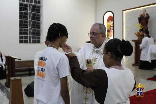 Missa-de-Crisma-com-Dom-Joel-na-Paroquia-Sao-Pedro-em-Teresopolis Foto-Rogerio-Tosta-93