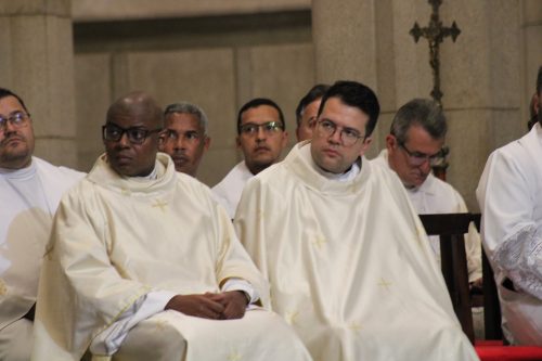 Missa de abertura na Catedral de Petrópolis