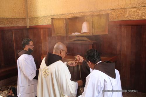 Missa-de-posse-do-Paroco-do-Sagrado-em-Petropolis-2025-68