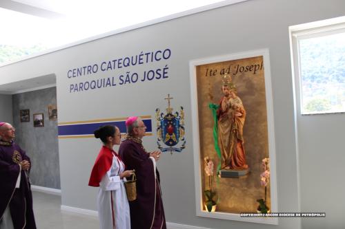 Missa-de-um-ano-de-Dom-Joel-na-Diocese-e-inauguracao-do-centro-catequetico-no-Santuario-de-Correas-194