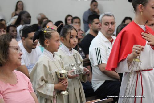 Missa-de-um-ano-de-Dom-Joel-na-Diocese-e-inauguracao-do-centro-catequetico-no-Santuario-de-Correas-73