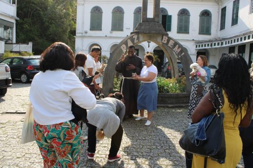 Missa-e-bencao-dos-animais-no-Centro-Educacional-Terra-Santa-75