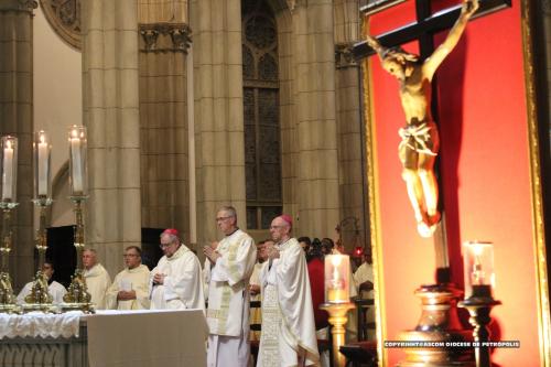 Missa-em-acao-de-gracas-pela-nomeacao-do-monsenhor-Jose-maria-106
