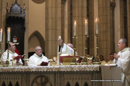 Missa-em-acao-de-gracas-pela-nomeacao-do-monsenhor-Jose-maria-115