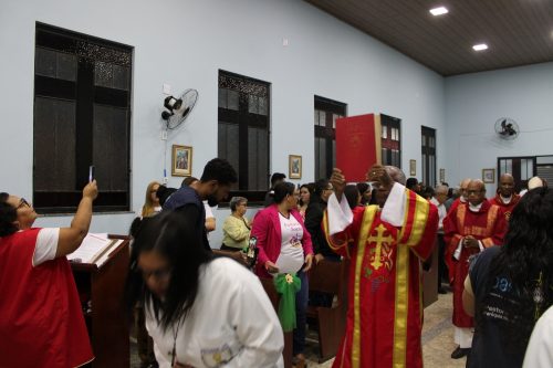 Missa na Capela São Cristóvã, na Paróquia Nossa Senhora Aparecida em Piabetá