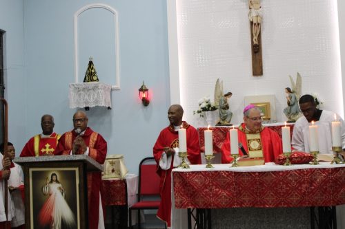Missa na Capela São Cristóvã, na Paróquia Nossa Senhora Aparecida em Piabetá