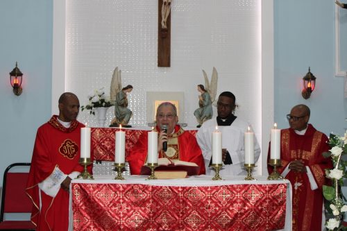 Missa na Capela São Cristóvã, na Paróquia Nossa Senhora Aparecida em Piabetá