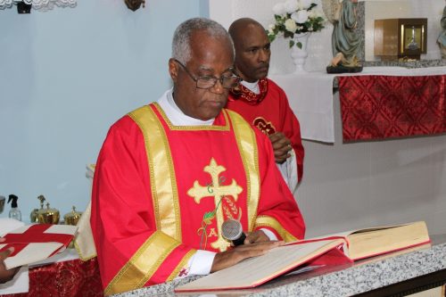 Missa na Capela São Cristóvã, na Paróquia Nossa Senhora Aparecida em Piabetá