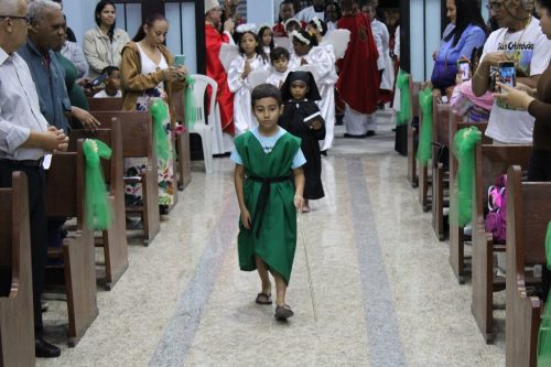 Missa na Capela São Cristóvã, na Paróquia Nossa Senhora Aparecida em Piabetá