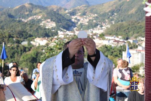 Missa no Trono de Fátima com Padre Manoel Gouvêa