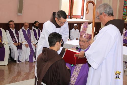 Missa-ordenacao-diaconal-franciscanos-102