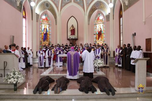 Missa-ordenacao-diaconal-franciscanos-105