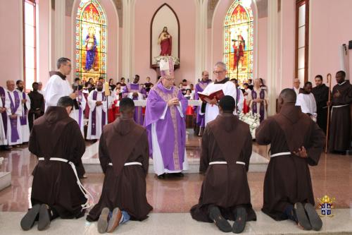 Missa-ordenacao-diaconal-franciscanos-116