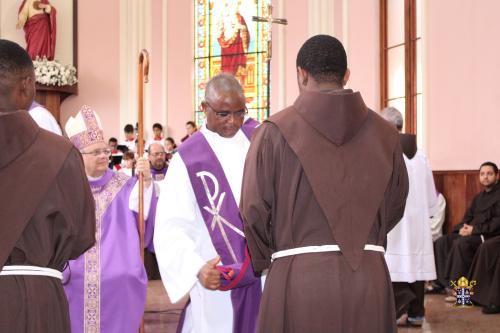 Missa-ordenacao-diaconal-franciscanos-122