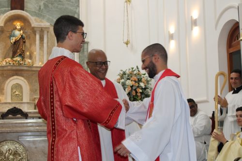 Ordenacao-Diaconal-de-Fred-na-Paroquia-Sao-Pedro-em-Pedro-do-Rio-185