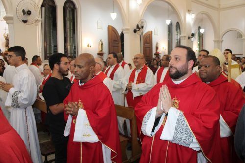 Ordenacao-Diaconal-de-Fred-na-Paroquia-Sao-Pedro-em-Pedro-do-Rio-25