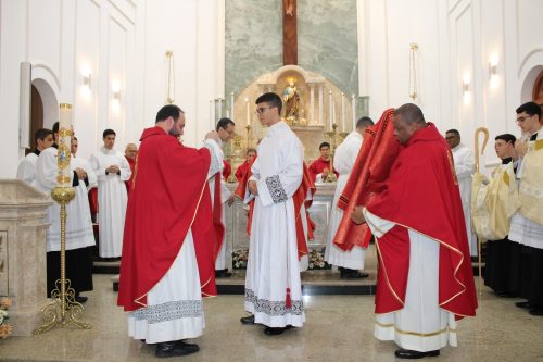 Ordenacao-Diaconal-de-Fred-na-Paroquia-Sao-Pedro-em-Pedro-do-Rio-79