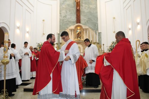 Ordenacao-Diaconal-de-Fred-na-Paroquia-Sao-Pedro-em-Pedro-do-Rio-80