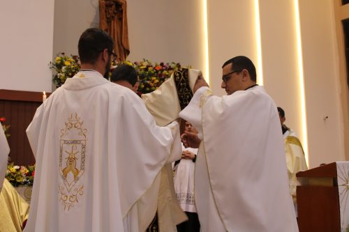 Ordenacao-diaconal-de-Yuri-em-Teresopolis-92