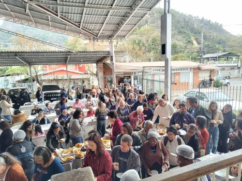 Peregrinacao-da-Paroquia-de-Parada-Modelo-ao-Santuario-Amor-Divino-2