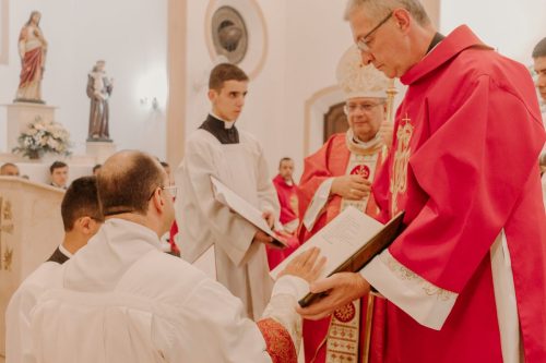 Posse-Padre-Adenilson-na-Paroquia-Sao-Jose-em-Itaipava-25
