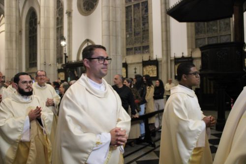 Posse-Padre-Thomas-Catedral-de-Petropolis-12