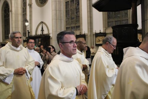 Posse-Padre-Thomas-Catedral-de-Petropolis-16
