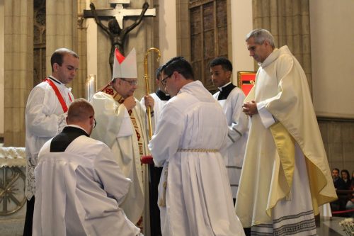 Posse-Padre-Thomas-Catedral-de-Petropolis-26