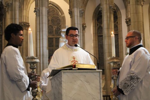Posse-Padre-Thomas-Catedral-de-Petropolis-37