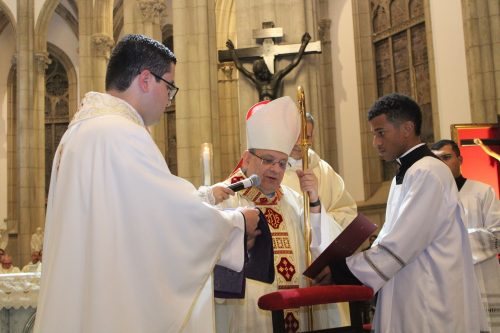 Posse-Padre-Thomas-Catedral-de-Petropolis-49