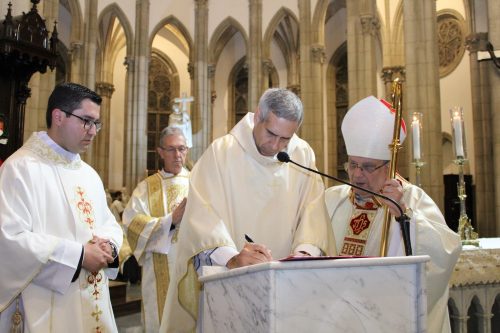 Posse-Padre-Thomas-Catedral-de-Petropolis-56