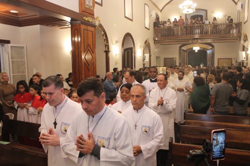 Posse-do-Padre-Ernande-e-Padre-Rafael-na-Paroquia-Sao-Jose-do-Rio-Preto-12