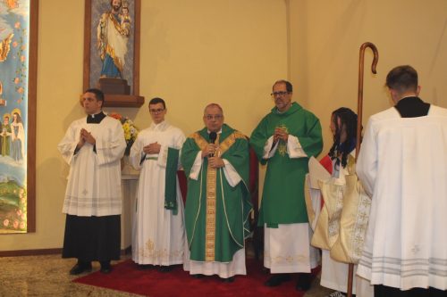 Posse-do-Padre-Joao-Pedro-na-Paroquia-de-Araras-35